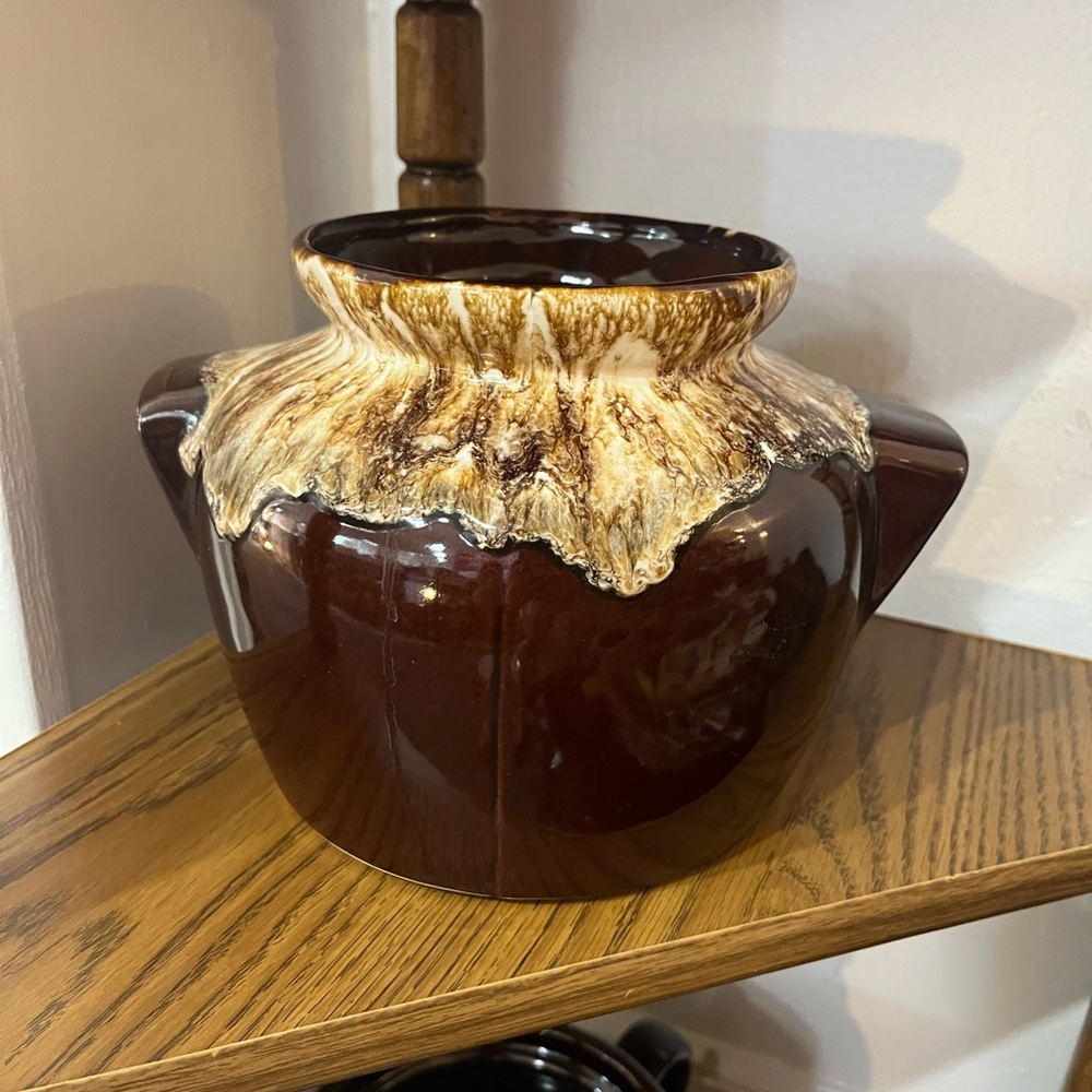 Elegant Brown Ceramic Vase